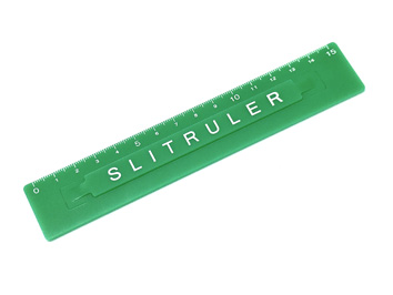 スリットルーラーP１５cm  品番：110200054 ロゴ エメラルド,固定も移動も自在にできる定規,ずれない定規,滑らない定規・non-slip ruler